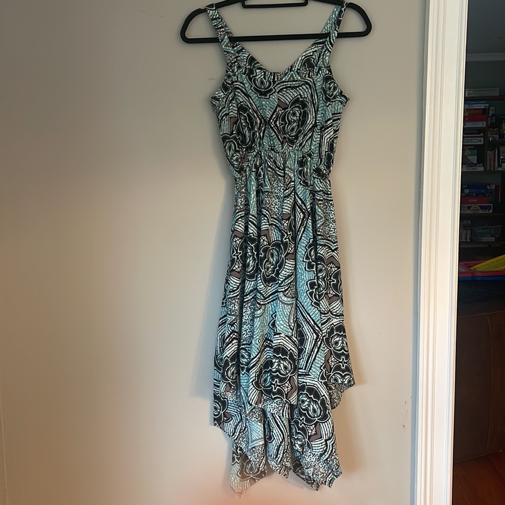 H&M Handkerchief Asymmetrical Dress Size 6 - Picture 7 of 9